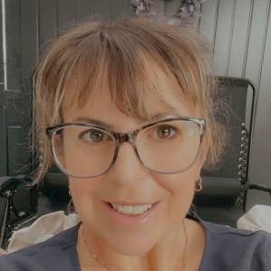 Lizzie Profile picture